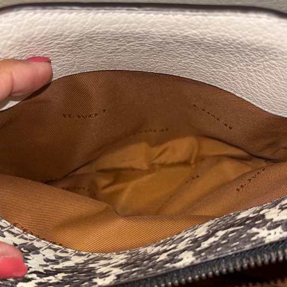 Coach Drew Satchel in chalk/white pebble leather with snakeskin detailing - Picture 10 of 10